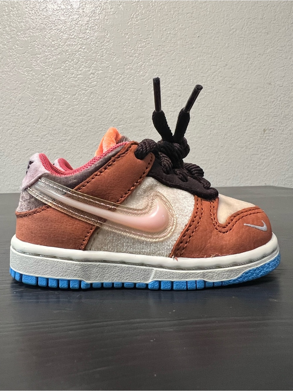 Toddler Social Status x Nike Dunk Low ‘Chocolate Milk' Size 5c
